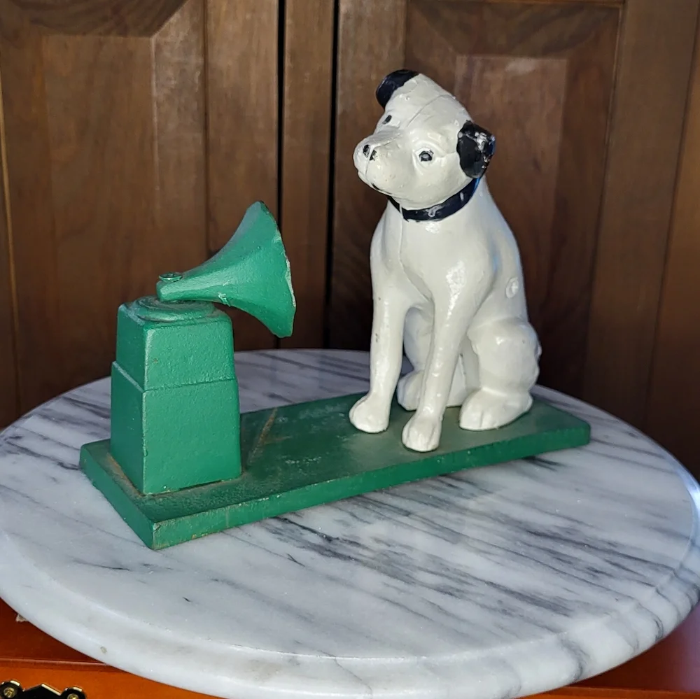 Vintage Dog Figurine with Phonograph - Picture 4 of 14